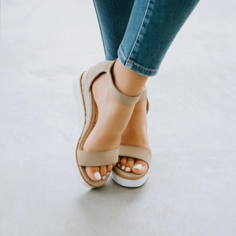 Laurie Belle Pippa Platform Wedge